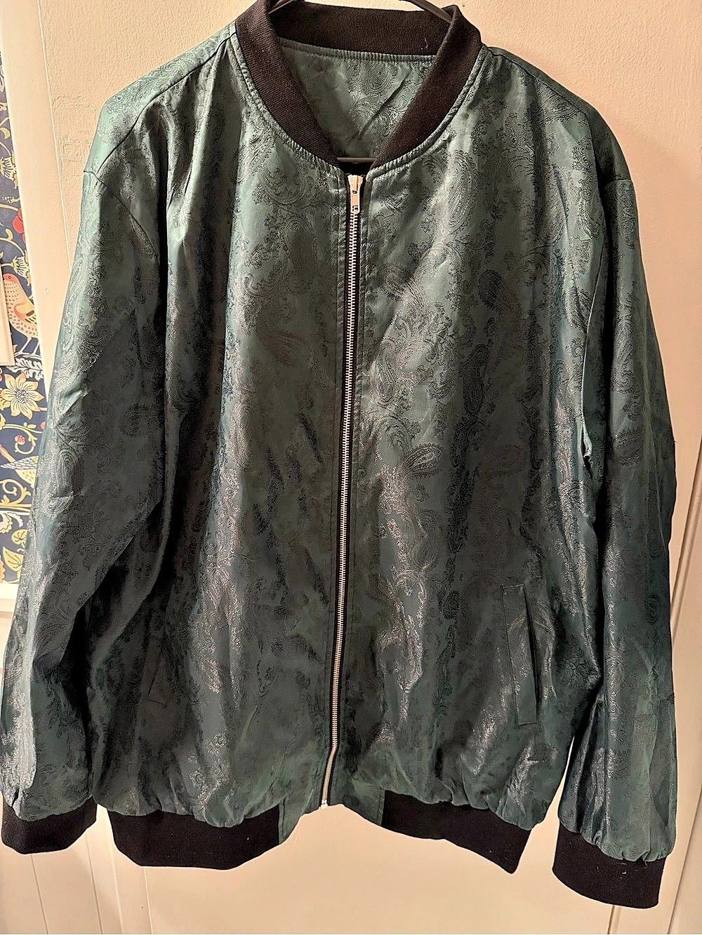 Paisley Bomber Jacket in Green & Black Size XL